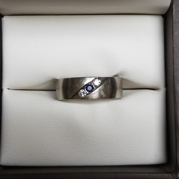 14K White Gold Mens Ring - Picture 1 of 3
